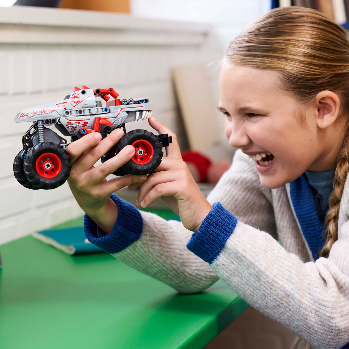 LEGO The Monster Jam ThunderROARus 42200 Technic