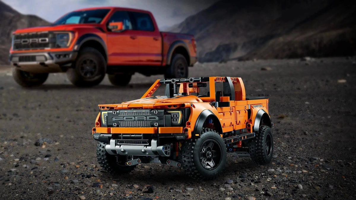 LEGO Ford Raptor F150 American Pick Up Truck 42126 Technic