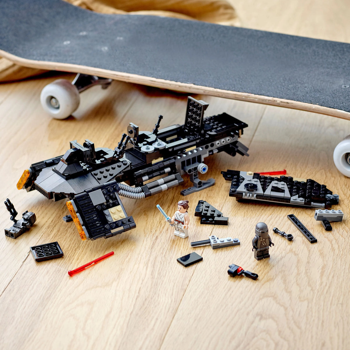 LEGO The Knights of Ren Transport Ship 75284 StarWars