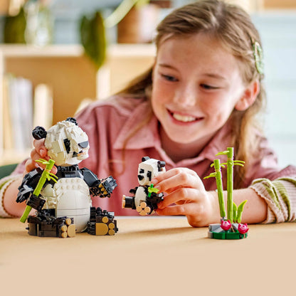 LEGO Wild Animals: Panda Family 31165 Creator 3-in-1