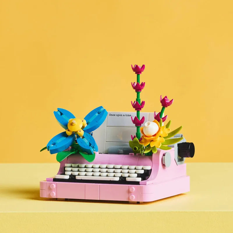 LEGO Typewriter with Flowers 31169 Creator 3-in-1