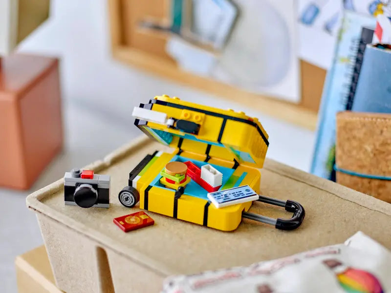 LEGO Yellow Suitcase 40817 Creator
