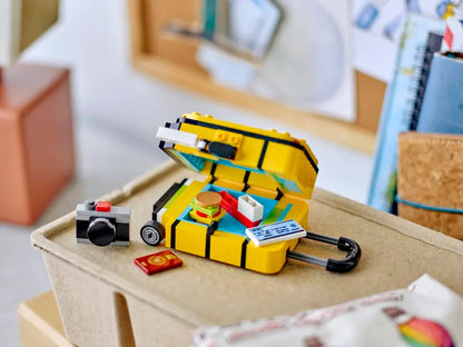LEGO Yellow Suitcase 40817 Creator