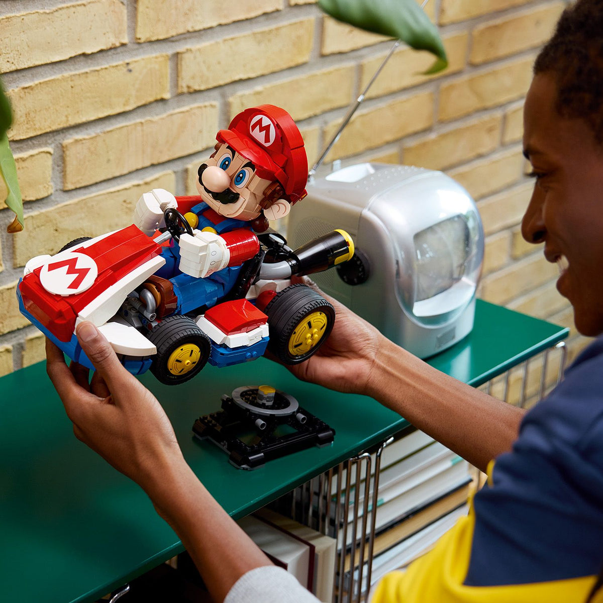 LEGO Mario Kart™ – Mario and standard kart 72037 Supermario