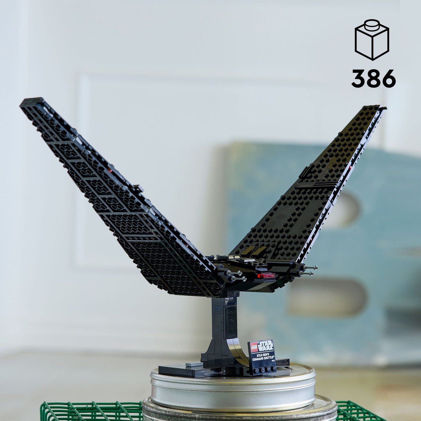 LEGO The Kylo Rens Command Shuttle 75406 StarWars