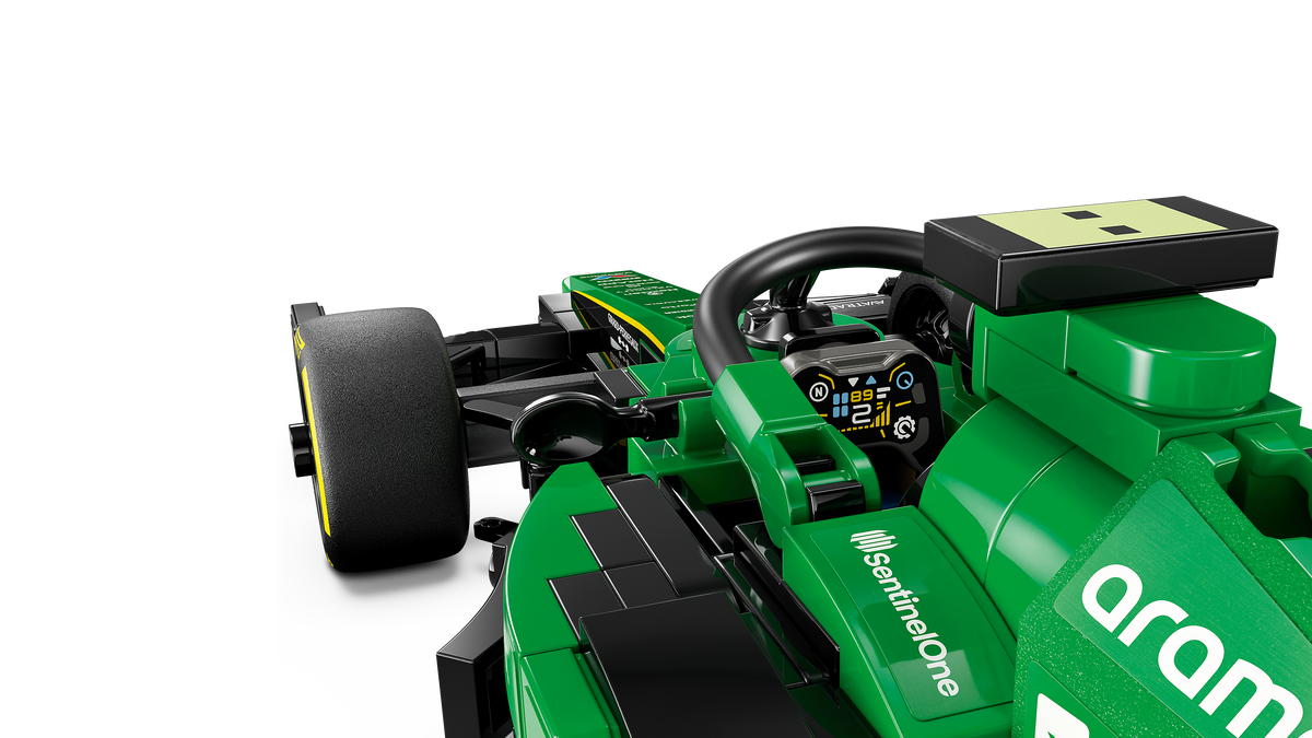 LEGO Aston Martin safety car and AMR23 76925 Speed Champions