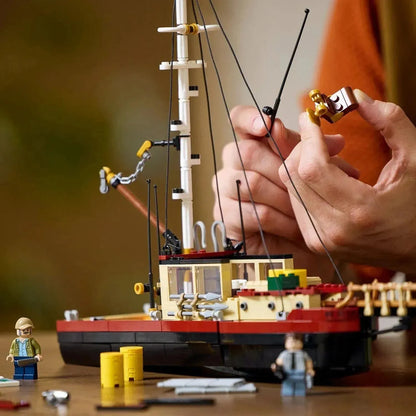 LEGO Jaws Movie set 21350 Ideas