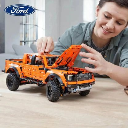 LEGO Ford Raptor F150 American Pick Up Truck 42126 Technic