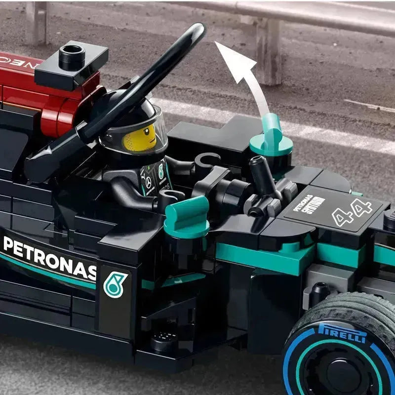 LEGO Mercedes-AMG Formule 1 W12 E Performance & Mercedes-AMG Project One 76909