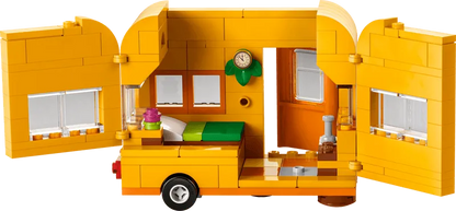 LEGO Leif's Caravan & Garden Store 77054 Animal Crossing