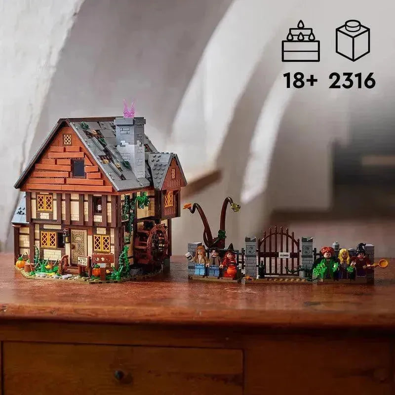 LEGO Disney Hocus Pocus: het huisje van de Sanderson-zussen 21341 Ideas LEGO IDEAS @ 2TTOYS | Official LEGO shop😊🥰 LEGO €. 229.99