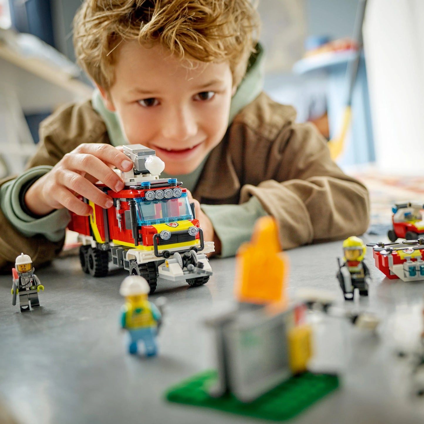 LEGO Commandowagen brandweer 60374 City LEGO CITY @ 2TTOYS | Official LEGO shop😊🥰 LEGO €. 46.49