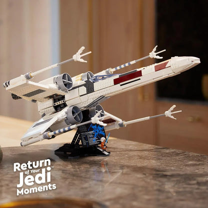 LEGO The X-Wing Fighter from Luke Skywalker 75355 StarWars LEGO STARWARS @ 2TTOYS LEGO €. 239.99